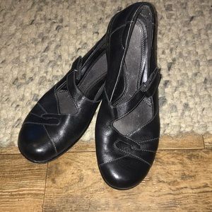 Clark’s Bendables Black Leather Mary Janes